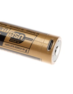 Clawgear 18650 rechargeable Battery 3.7V 2600mAh Micro-USB -  2